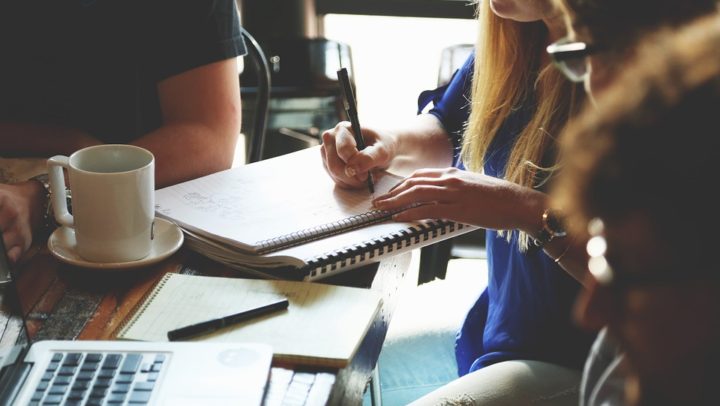 Cuatro poderosas razones para contratar a una agencia de comunicación