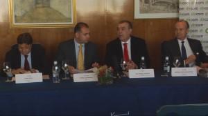 Dircom reúne a los principales diarios gratuitos para debatir sobre el futuro de la prensa en nuestro país