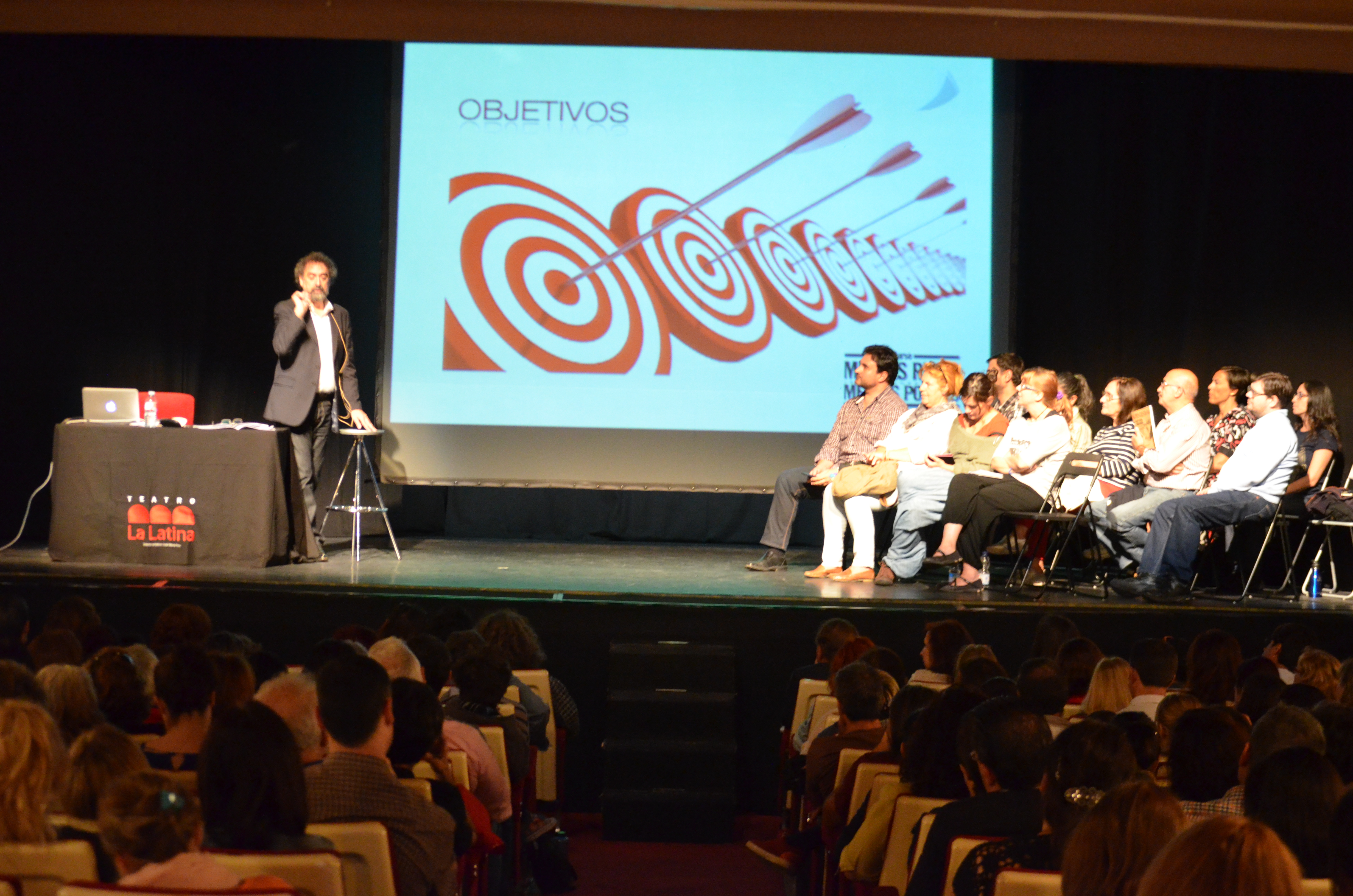 Más de 600 personas asisten al curso de “tapping” celebrado en el Teatro La Latina de Madrid