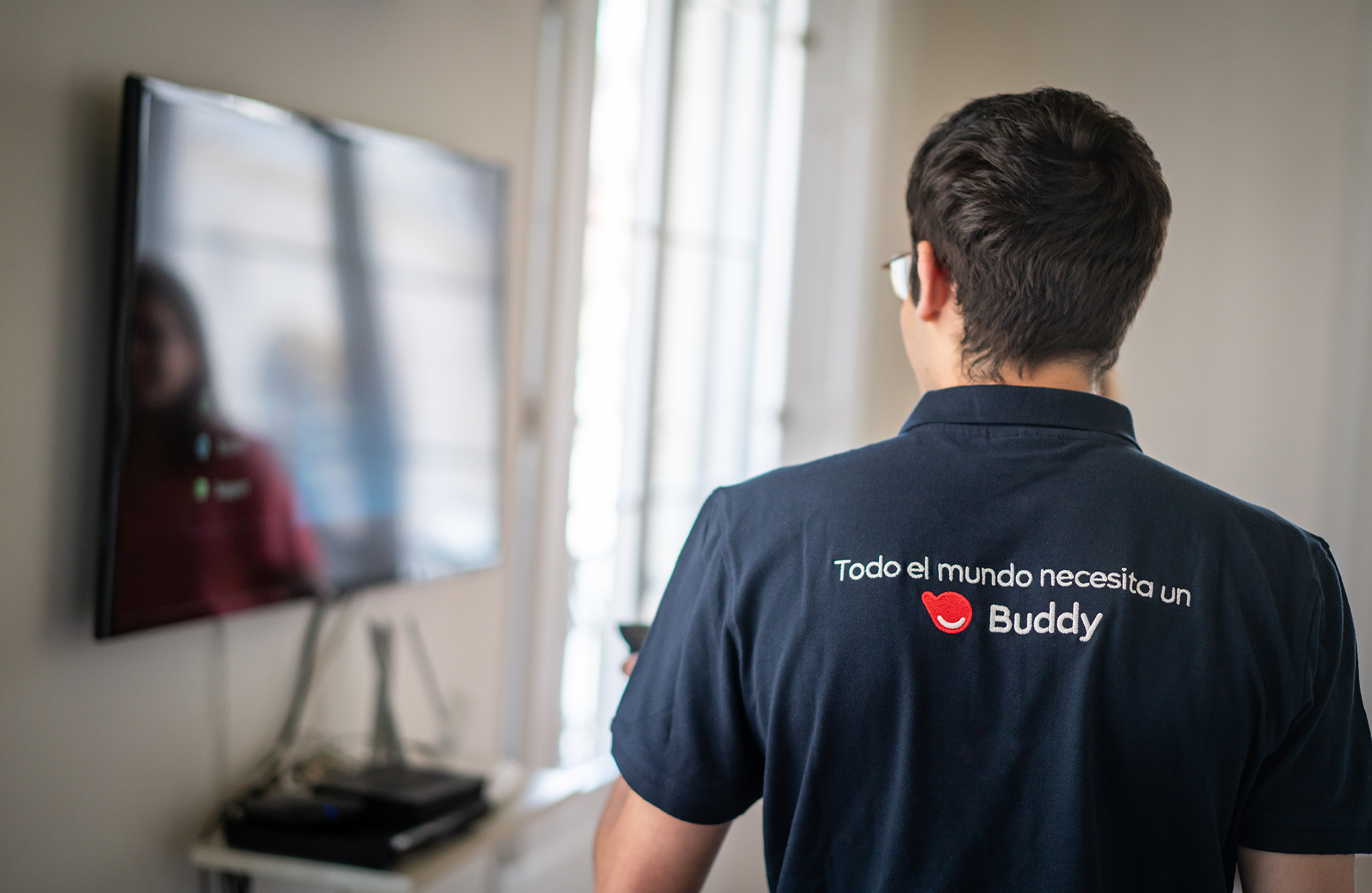 TechBuddy se alía con Calbet para ofrecer un servicio de conectividad a domicilio