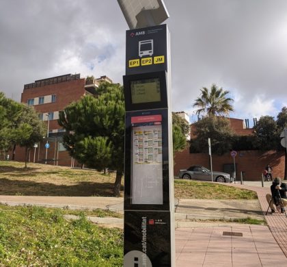 La energía solar en las paradas de autobús se ha convertido en un aliado contra el cambio climático y la subida de la luz