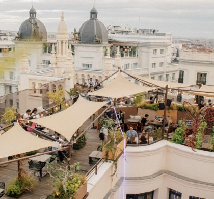 Le Tavernier, un restaurante con terraza de invierno para celebrar la comida o cena de Navidad al aire libre sin pasar frío