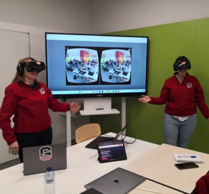 Un colegio de Barcelona forma en oratoria a sus profesores con IA y realidad virtual