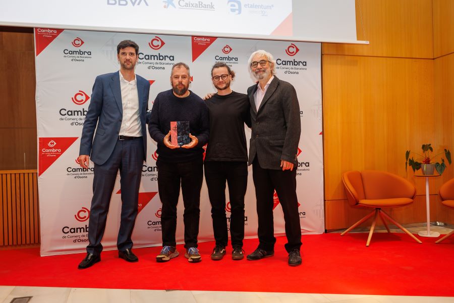Flock Drone Art recibe el premio de la Cámara de Osona al emprendimiento innovador