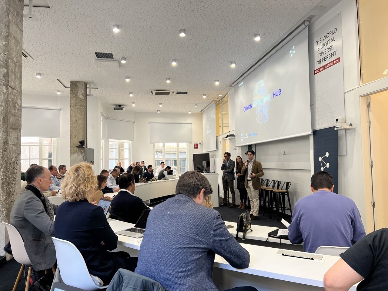 Inteligencia Artificial aplicada al negocio: startups innovadoras como solución a los retos corporativos actuales