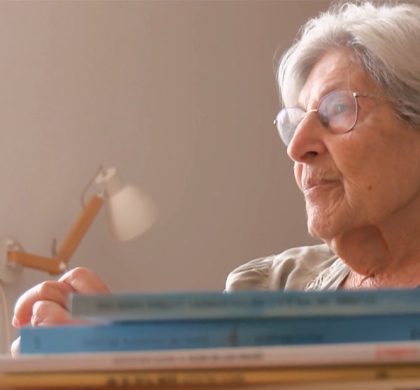 Fina Rifà rep el Premi Junceda d’Honor 2025 de l’Associació Professional d’Il·lustradors de Catalunya