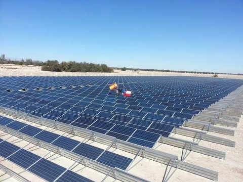 Inversionistas españoles crean la instalación fotovoltaica más grande de Chile