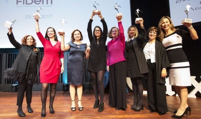La crisis reduce en un 40% las mujeres directivas pero ellas fracasan menos que los hombres