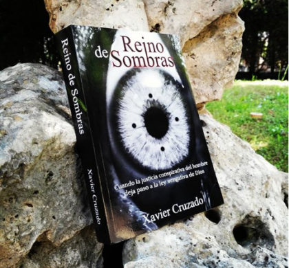 Reino de Sombras, una novela sobre el escándalo de la pederastia en España