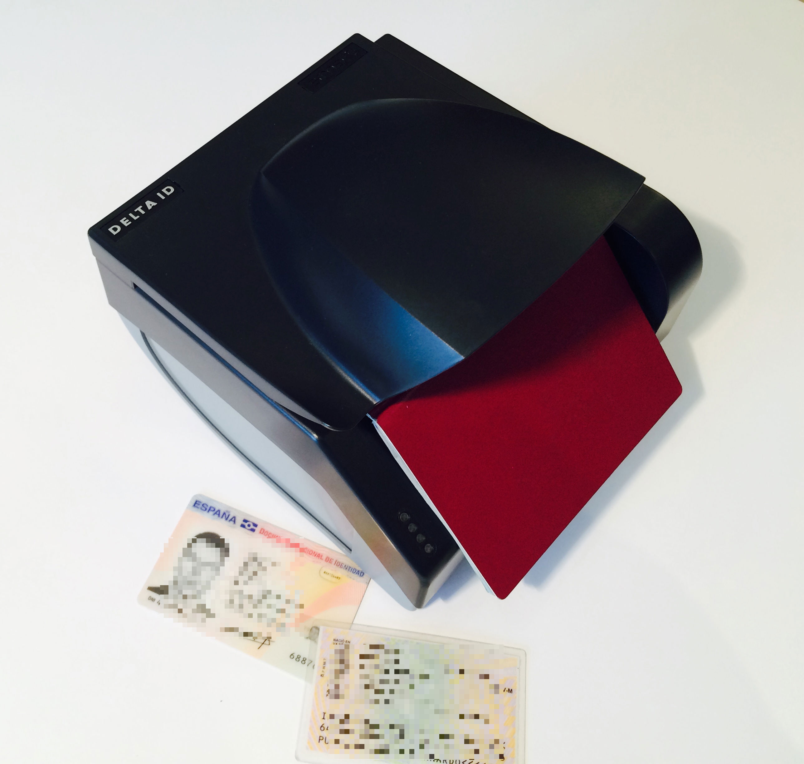 Lanzan un nuevo escáner fotográfico de reconocimiento de pasaporte