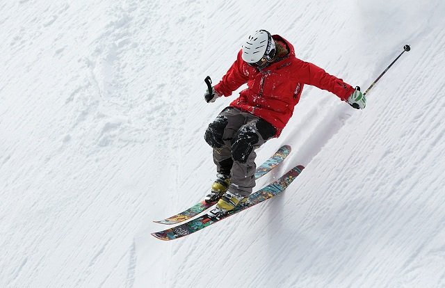 Snowinn.com duplica su stock de material deportivo de nieve y oferta 100.000 productos con entrega inmediata
