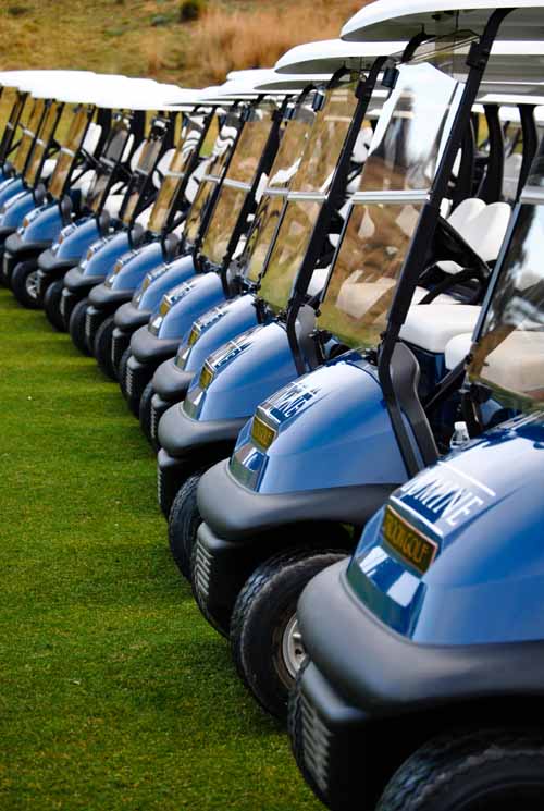 Crecimiento e inversión en Lumine Golf: se renueva su flota de buguies y se amplía el equipo de caddie másters